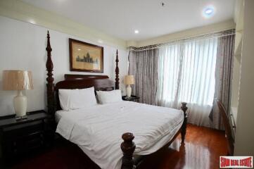 Baan Siri 24 Condo - 4 Bedrooms and 287 Sqm, Prominent Phrom Phong Location