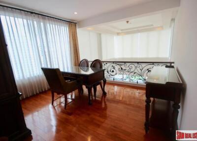 Baan Siri 24 Condo - 4 Bedrooms and 287 Sqm, Prominent Phrom Phong Location