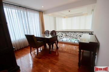 Baan Siri 24 Condo - 4 Bedrooms and 287 Sqm, Prominent Phrom Phong Location