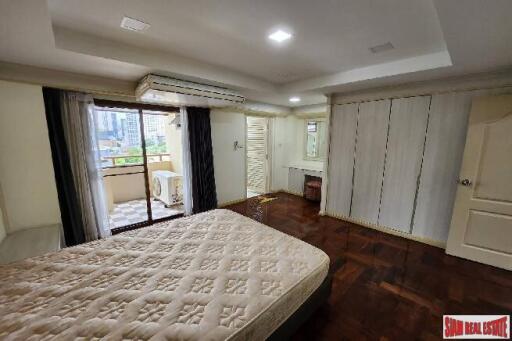 D.H. Grand Tower - Spacious 3-Bedroom Condo with Stunning Views, Prime CBD Location