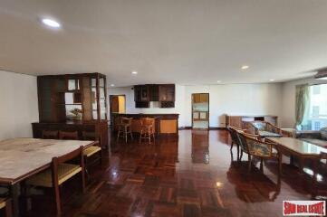 Le Premier 1 Condominium - 2 Bedrooms and 2 Bathrooms for Rent in Phrom Phong Area of Bangkok