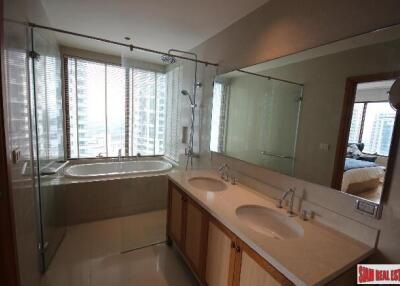 The Emporio Place - 2 Bedrooms and 2 Bathrooms for Rent in Phrom Phong Area of Bangkok