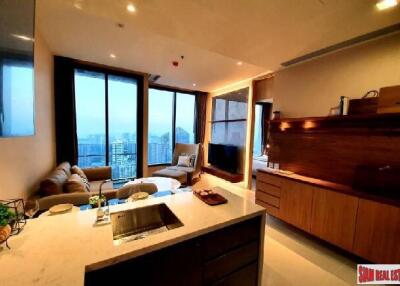 The Esse Asoke  One Bedroom for Rent with Clear Beautiful Views of the City.