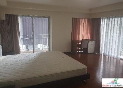 Baan Sukhumvit 14 - Convenient and Spacious Two Bedroom Condo for Rent in Lumphini