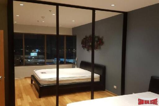 The Emporio Place - Spacious Modern 20th Floor One Bedroom for Rent with City Views in Phrom Phong