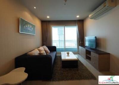 Circle Condominium - Big 46 sqm One Bedroom Condo for Rent in Phetchaburi