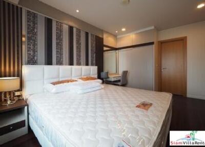Circle Condominium - Big 46 sqm One Bedroom Condo for Rent in Phetchaburi