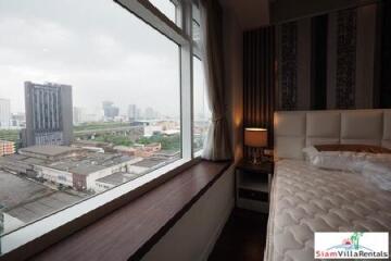 Circle Condominium - Big 46 sqm One Bedroom Condo for Rent in Phetchaburi