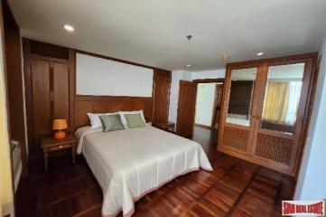 Suan Phinit Place  Spacious 3-Bedroom Condo with Unblocked Views, BTS Chong Nonsi, Bangkok