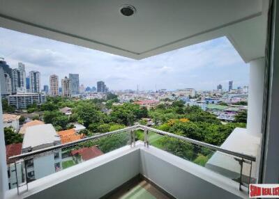 Suan Phinit Place - Spacious 2-Bedroom Condo with Beautiful Views, Chong Nonsi