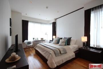 The Emporio Place - 2 Bedrooms and 2 Bathrooms For Rent, Sukhumvit, Bangkok