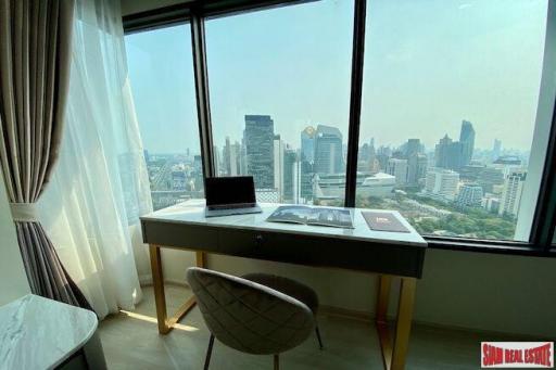 Life One Wireless  Modern Two Bedroom with City Views from the 40th Floor for Rent in Ploenchit