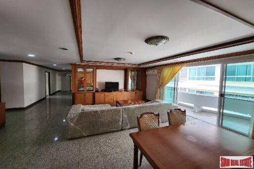 S.C.C Residence - 2+1 Bedrooms and 3 Bathrooms for Rent in Phrom Phong Area of Bangkok