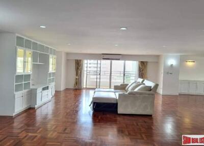 Regent on the park 3 - 3 Bed Condo for Rent in Asoke