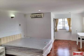 Regent on the park 3 - 3 Bed Condo for Rent in Asoke