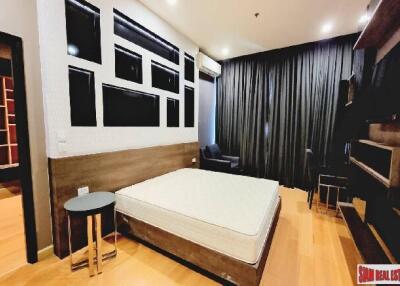 Le Luk Condo - Modern Two Bedroom Room Condo for Rent in Prakanong