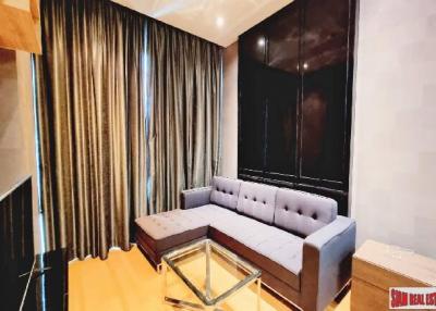 Le Luk Condo  Modern Two Bedroom Room Condo for Rent in Prakanong