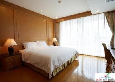 Empire Sawatdi Apartment - One Bedroom in a Low Rise Luxury Residence, Phrom Phong