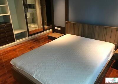 New Modern Three Bedroom Apartment with Easy Access to BTS Phloen Chit