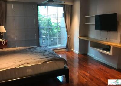 New Modern Three Bedroom Apartment with Easy Access to BTS Phloen Chit
