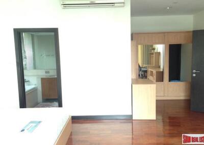 Wilshire - Large Two Bedroom Condo for Rent Close to BTS Phrom Phong