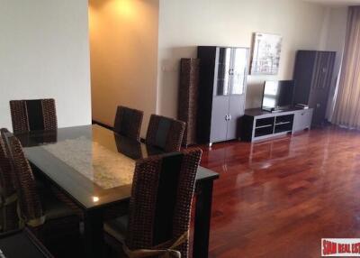 Wilshire - Large Two Bedroom Condo for Rent Close to BTS Phrom Phong