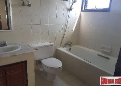Le Premier Condo Sukhumvit 59 - Furnished Two Bedroom, Three Bath Condo for Rent in Popular Thong Lo