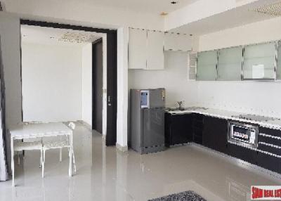 The Loft Yenakart  Nice Two Bedroom Condo with City Views For Rent in Sathorn
