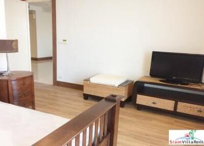 Nusasiri Grand Condominium - Luxury Furnished Two Bedroom for Rent next to BTS Ekamai