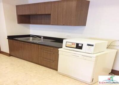 Nusasiri Grand Condominium - Luxury Furnished Two Bedroom for Rent next to BTS Ekamai