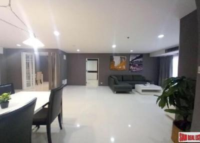 Waterford Diamond | Large Three Bedroom Contemporary Condo for Rent Near BTS Phrom Phong