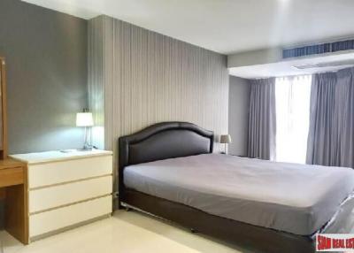 Waterford Diamond | Large Three Bedroom Contemporary Condo for Rent Near BTS Phrom Phong