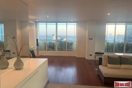 Duplex Penthouse Condo on the 24th and 25th Floors for Rent with Large Open Terrace at Sukhumvit 16/22