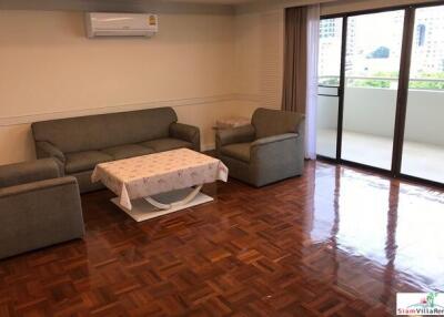 M Towers - Newly Renovated Three Bedroom Condos Next to Major Shopping Centers in Phrom Phong