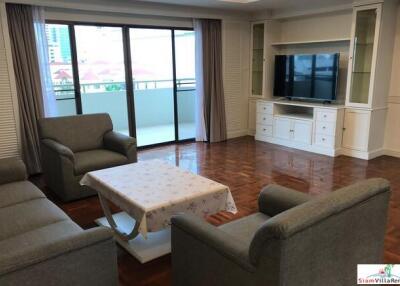 M Towers - Newly Renovated Three Bedroom Condos Next to Major Shopping Centers in Phrom Phong
