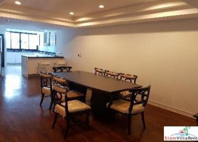 Shanti Sadan  Extra Large Three Bedroom + 1 Study room Condo for Rent in Thong Lo
