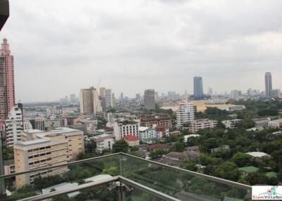 GM Service Apartment - Comfortable Two Bedroom Serviced Apartment with City Views in Phrom Phong.