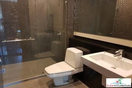 Modern Designed Two Bedroom on Sukhumvit 55