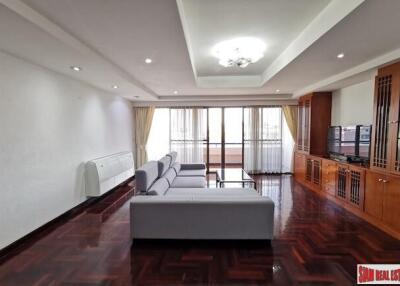 Spacious Three Bedroom Apartment + Maids Room for Rent in Phrom Phong