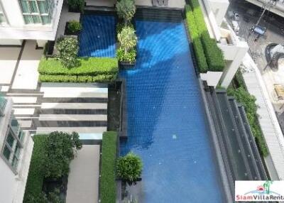 Nusasiri Condominium - Modern Two Bedroom Condo for Rent Connected to BTS Ekkamai on Sukhumvit 42