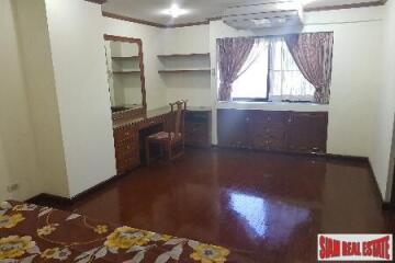 Le Premier - Spacious Three Bedroom, Four Bath Condo for Rent in Thong Lo