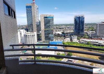 Ruamsuk Condominium  Top Floor Four Bed Corner Apartment with Fantastic City Views on Sukhumvit 26