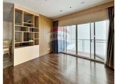 Fully Furnitured Pet Friendly Condo not far from BTS "Thong Lor". - 920071066-86