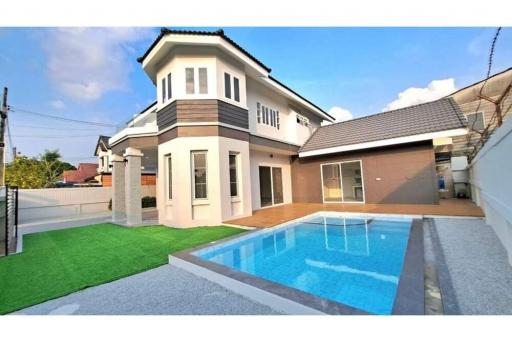 242 Sqm., 3 Beds, 3 Baths House listed for ฿ 7,990,000.