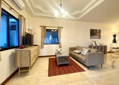 บ้าน ขาย 5 ห้องนอน 250 ตร.ม. ที่ดิน 212 m² ใน  Grand T.W. Home 2, Pattaya