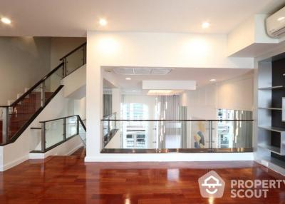 4-BR Townhouse near MRT Khlong Toei