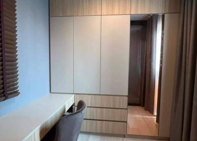 1-BR Condo at Life One Wireless near BTS Phloen Chit