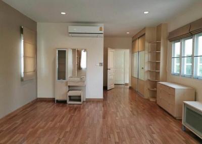 For Rent Bangkok Single House Private Nirvana Ladprao Pradit Manutham Bang Kapi