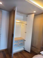 1 bed Condo in Via Botani Khlong Tan Nuea Sub District C020857