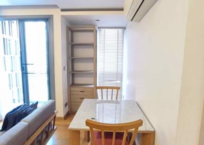 1 bed Condo in Via Botani Khlong Tan Nuea Sub District C020857